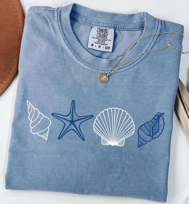 SeaShell tShirt, Beach Shirt, Beach Shirt, Ocean Lover Gift, Summer Shirt Shirt, Summer Vibes Shirt, SeaShell T-Shirt, Beach Summer Shirt